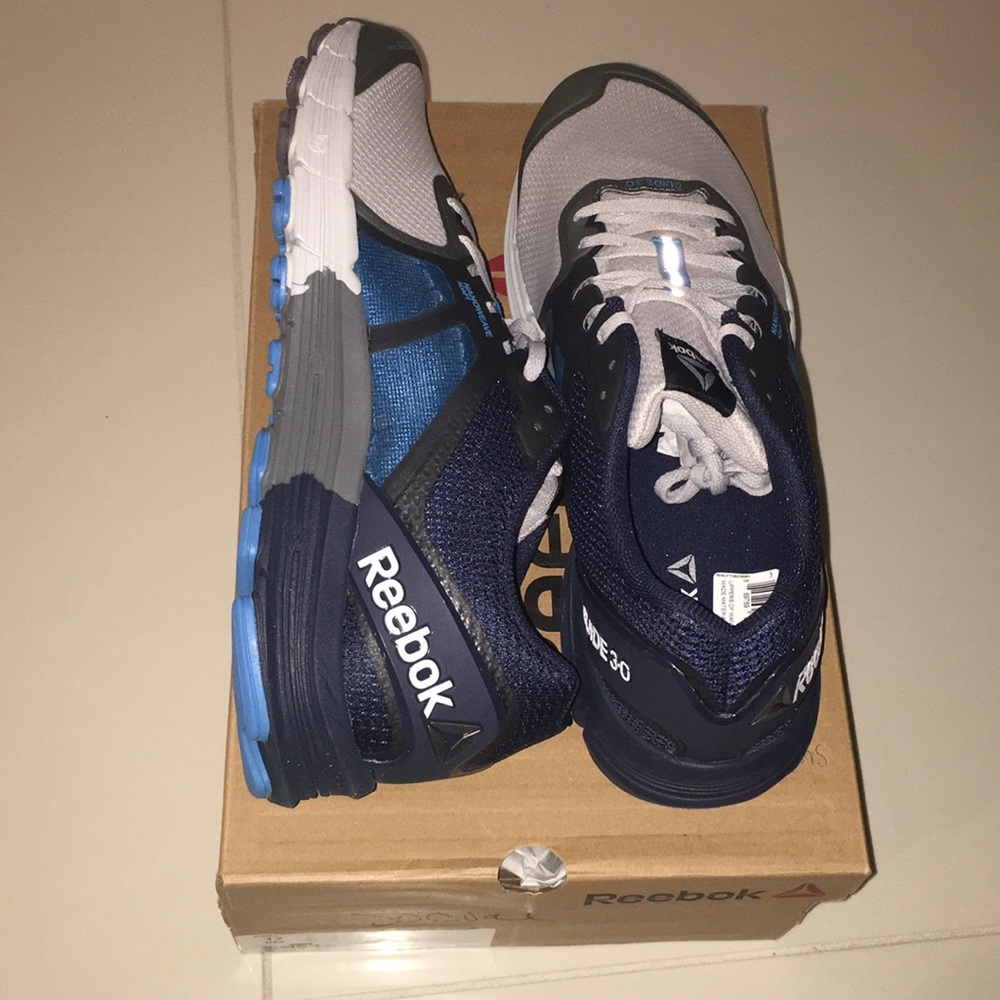NEW Reebok Guide 3.0 running shoes